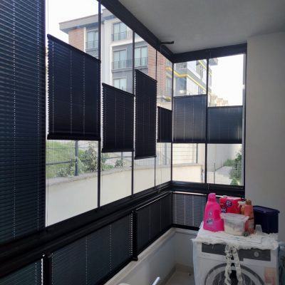 cam-balkon-perdesi-modelleri